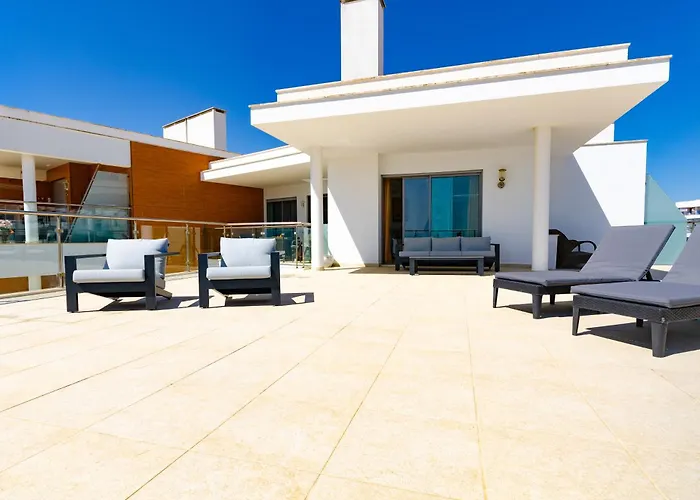 Penthouse Apartment, Superb Sea View 1 Bedroom, Verandas Do Mar At02 公寓